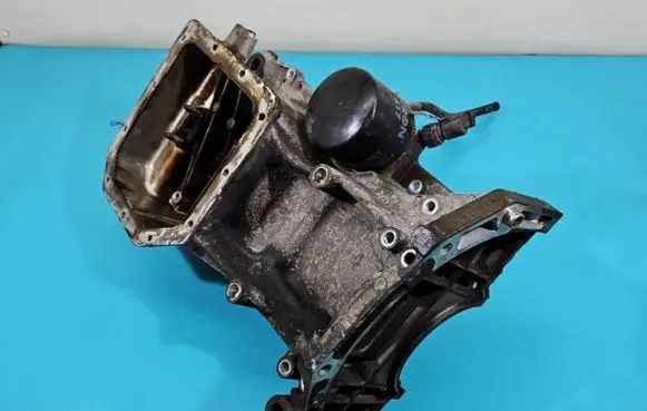 Oil sump