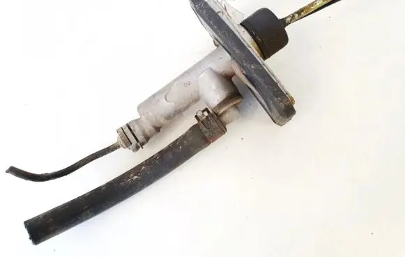Hyundai i30 Clutch master cylinder