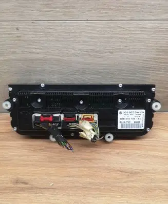 Volkswagen PASSAT Climate control unit 3C0907044DK 5HB01010061
