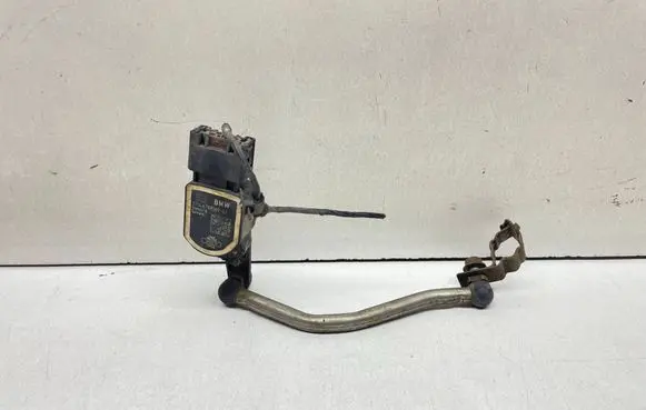 BMW X3 F25 Headlight/headlamp level sensor 6788569 37146788569