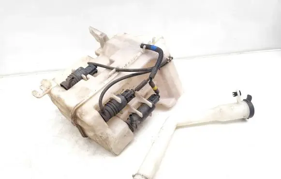 Windshield washer fluid reservoir/tank