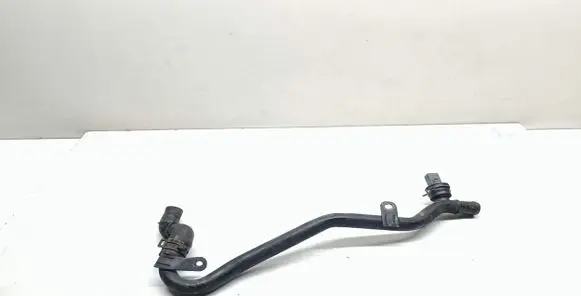 Engine coolant pipe/hose