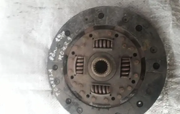 Toyota Corolla E110 Clutch pressure plate 