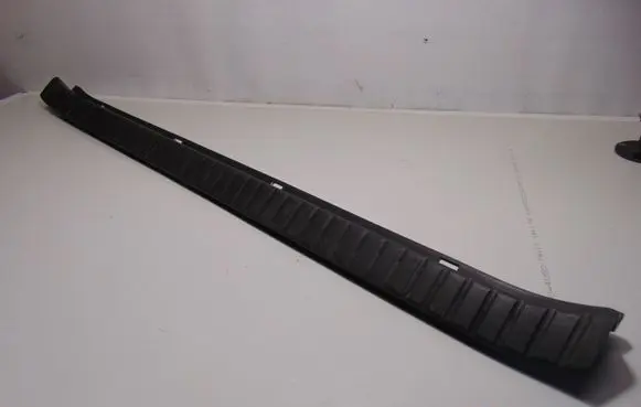 Toyota RAV 4 (XA30) Trunk/boot sill cover protection 5838742050