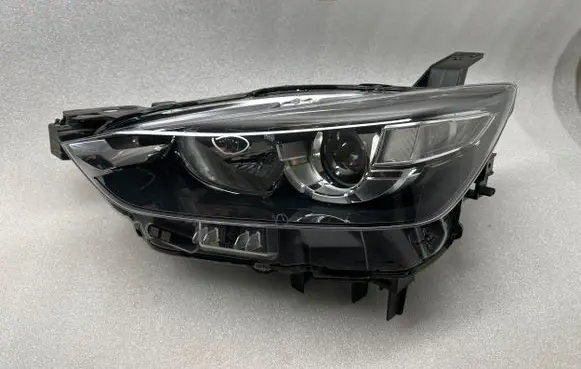 Mazda CX-3 Headlight/headlamp D10E51040