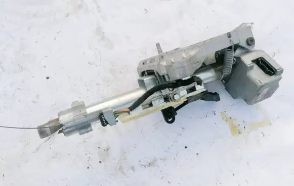 Mercedes-Benz A W169 Steering wheel axle 16946202