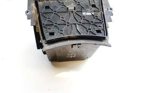 Mercedes-Benz E W211 Glove box a2116800350