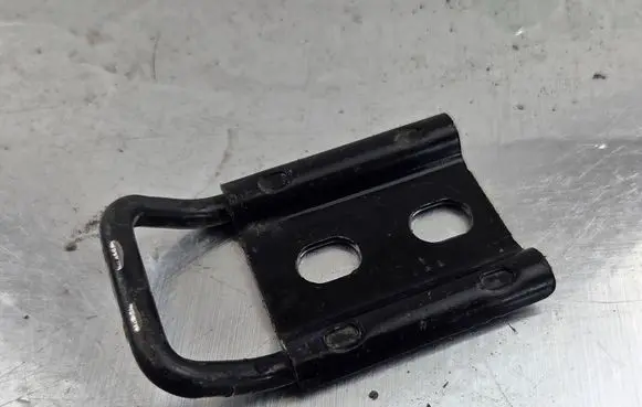 Opel Combo E Loading door lock loop/hook striker 9685295280 9685395980 96080J01