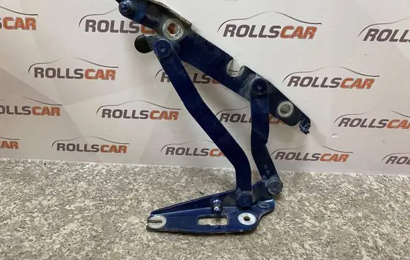 Audi A4 S4 B6 8E 8H Tailgate/trunk/boot hinge 8E5827302C