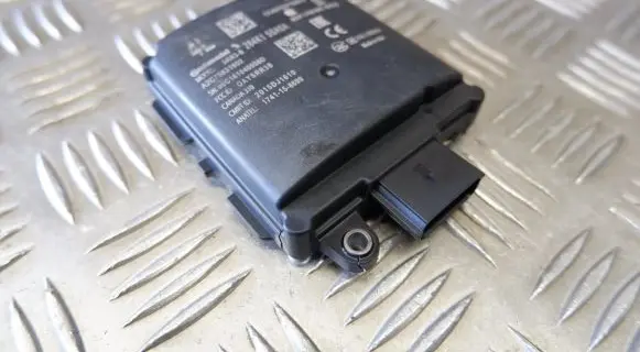 Nissan Leaf II (ZE1) Blind spot module 284K15SA0A