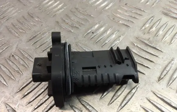 BMW X3 F25 Mass air flow meter 7602038