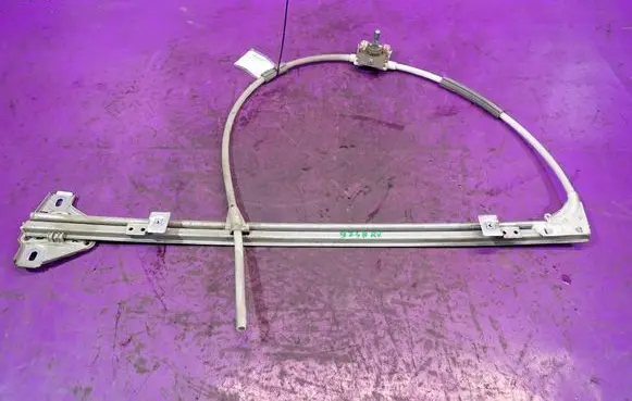 Renault Master II Front door window regulator with motor 