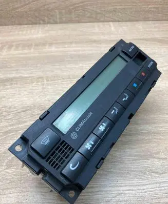 Volkswagen PASSAT B5 Climate control unit VWPASSATB5CLIMA WITHPLUG