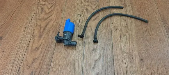 Renault Espace V (RFC) Headlight washer pump 286200029R