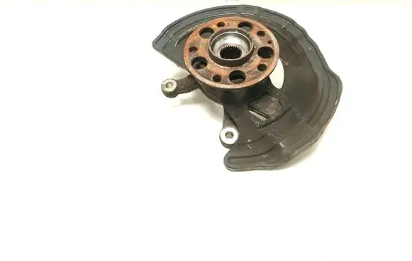 Mercedes-Benz B W246 W242 Front wheel hub A2463320100