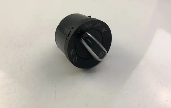 Volkswagen PASSAT B7 Light switch 3C8941431A
