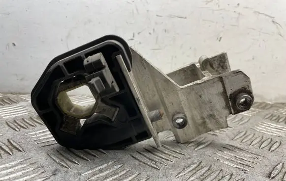 BMW 4 F36 Gran coupe Radiator mount bracket 8620733