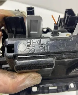 Mazda 3 I Seat heating switch BP4L55211 55211