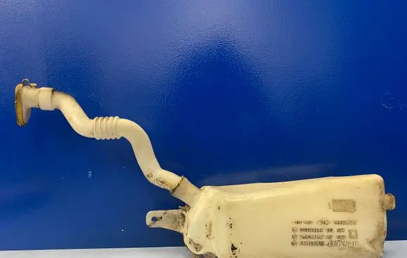 Renault Modus Windshield washer fluid reservoir/tank 8200212701 7701058023 0000117800