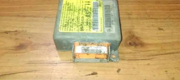 Mitsubishi Carisma Airbag control unit/module mr1584433 0285001127
