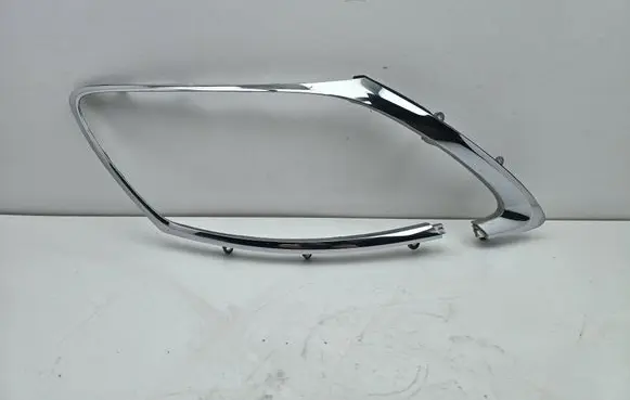Lexus GS 300 350 430 450H Under headlight/headlamp trim 