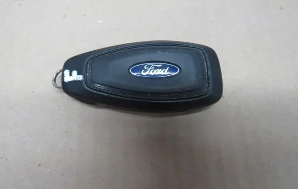 Ford Focus Ignition key/card 7S7T15K601DB