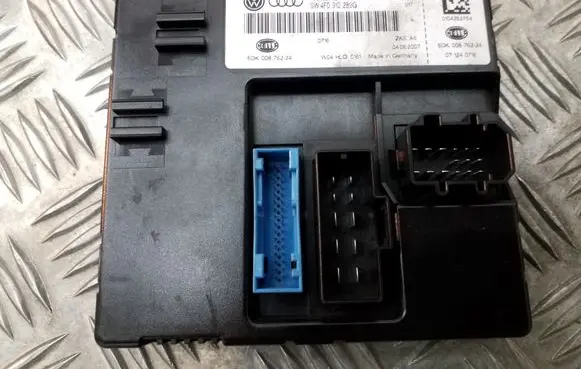 Light module LCM