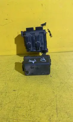 Mazda 6 Fuse module