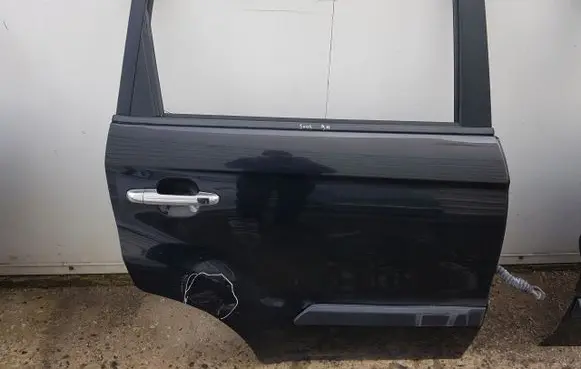 KIA Soul Rear door 