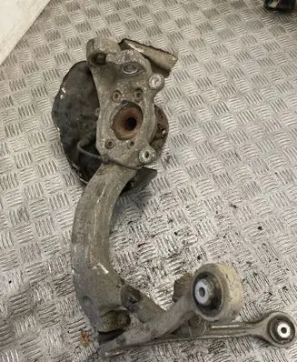 Audi A6 S6 C6 4F Front wheel hub