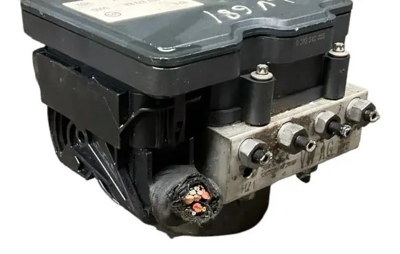 Audi A1 ABS Pump 6R0614517AL 268576 6R0907379BA