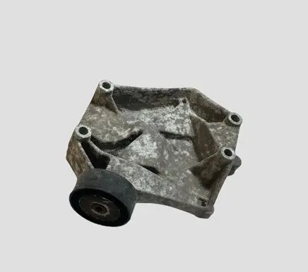 Opel Signum Engine mounting bracket