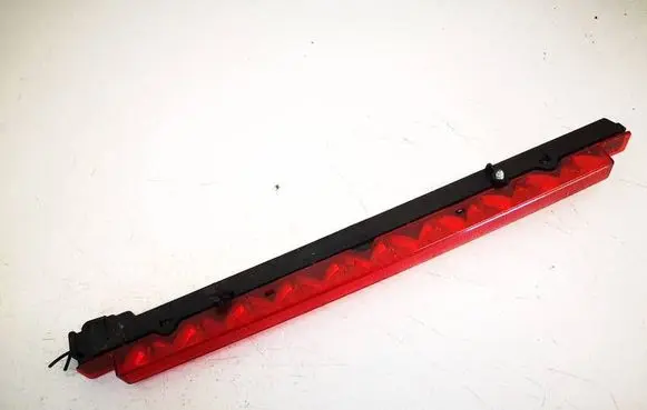 Audi A3 S3 8L Third/center stoplight 8d9945097b