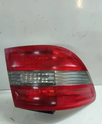 Mercedes-Benz B W245 Rear/tail lights 27520217