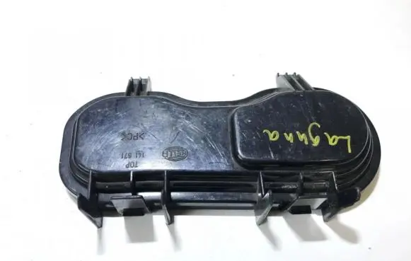 Renault Laguna I Headlight/headlamp dust cover 141672