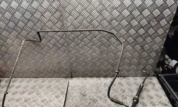 Volvo V70 Gearbox oil cooler pipe/hose 