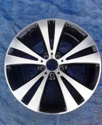 Volkswagen PASSAT CC R18 alloy rim 
