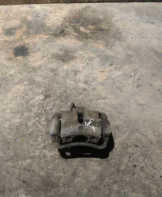 KIA Sportage Front brake caliper 