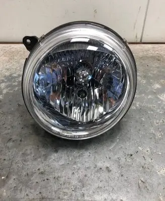 Jeep Cherokee III KJ Headlight/headlamp