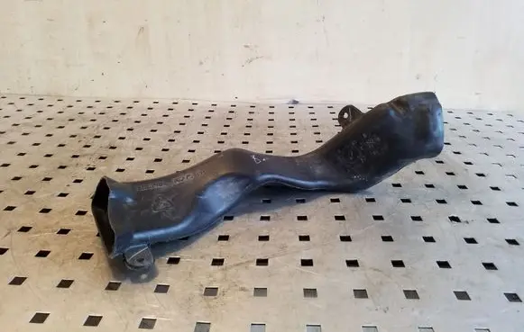 BMW X5 E53 Air intake hose/pipe 8385981