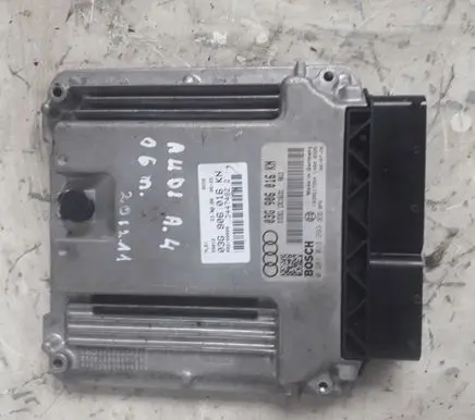 Audi A4 S4 B7 8E 8H Engine control unit/module 03G906016KN