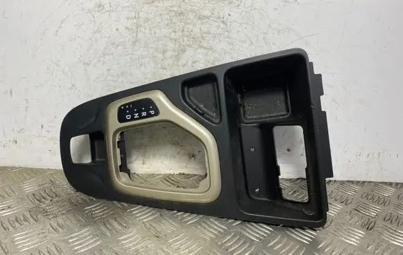 Jeep Cherokee Gear shifter surround trim plastic