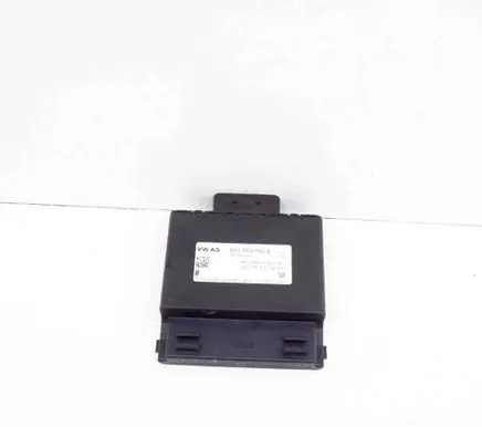 Audi A5 8T 8F Voltage converter/converter module 111004109 8K0959663B