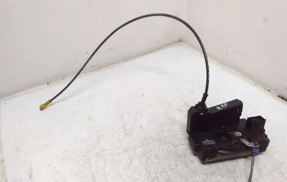 Opel Vivaro Front door lock 8200008247 91166228