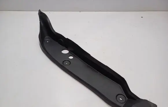 Mercedes-Benz E W238 Fender end trim A2388890100