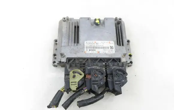 Ford Fiesta Engine control unit/module 0281019144 BV2112A650ACD