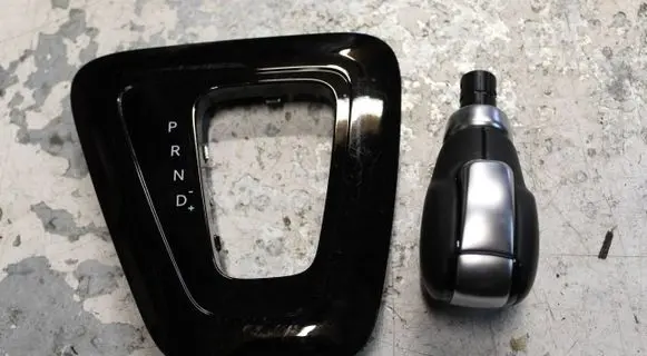 Renault Kangoo III Gear selector 