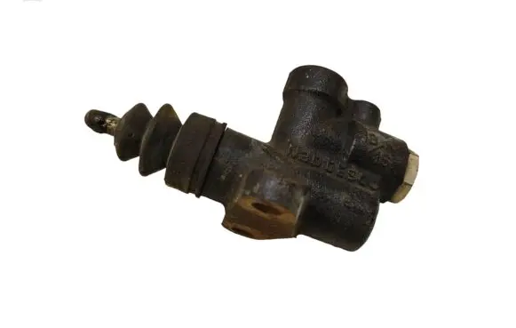 Subaru Impreza III Clutch slave cylinder 