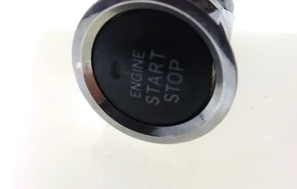 Toyota Corolla Verso E121 Engine start stop button switch 15A710 5842D74B