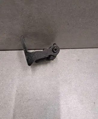 Audi A6 S6 C7 4G Front door lower hinge 4G0831401B
